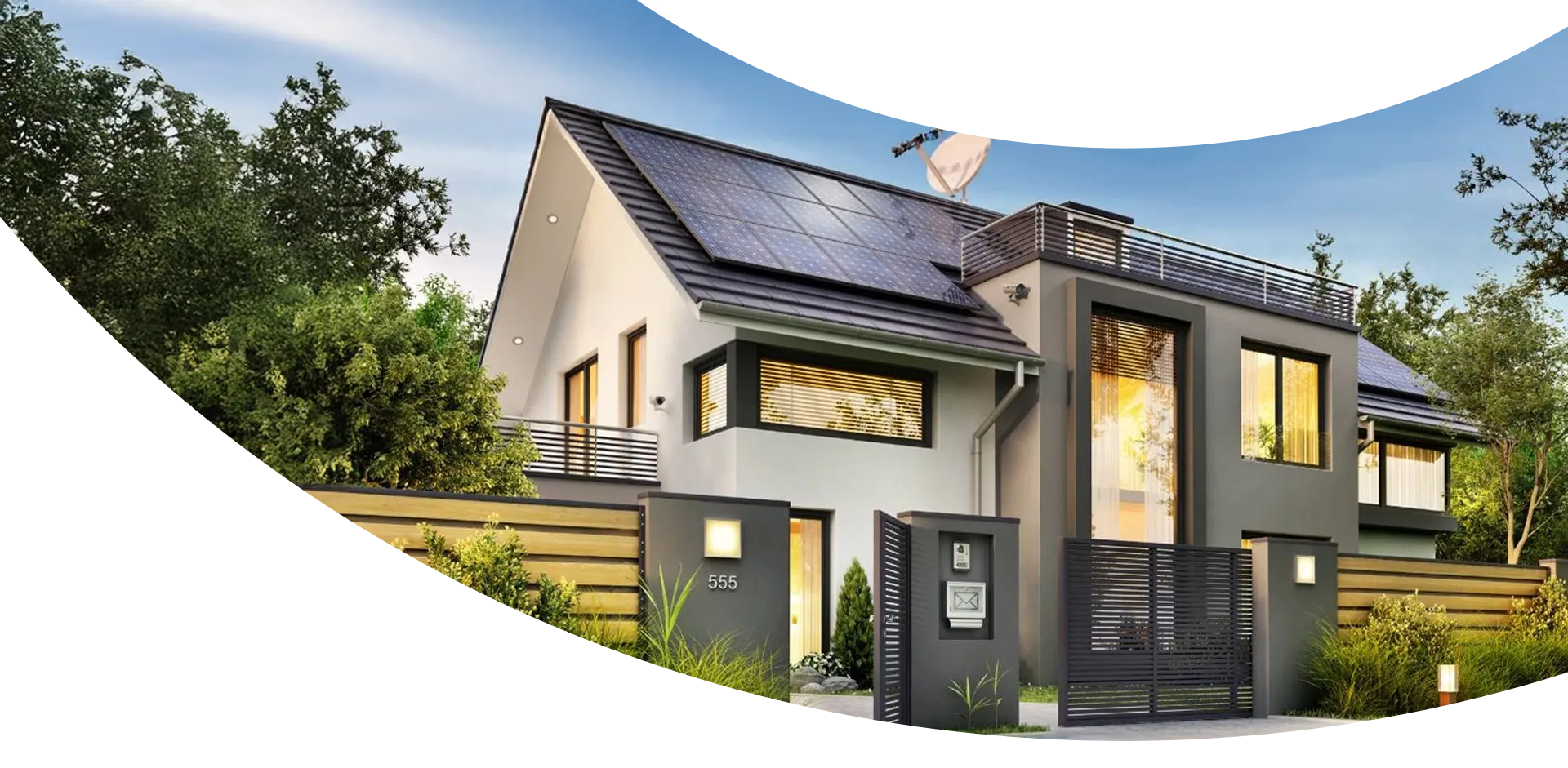 Maison moderne sécurisée avec un portail et des panneaux solaires